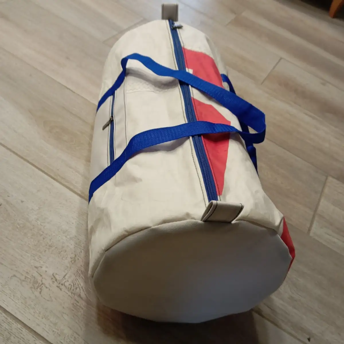 sac sport blanc rouge bleu