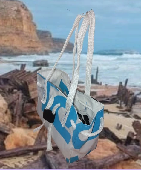 sac à main blanc bleu voile recyclée