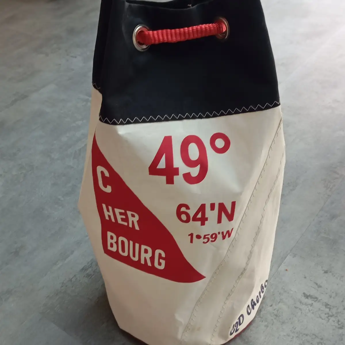 sac marin en voile de dériveur recyclée