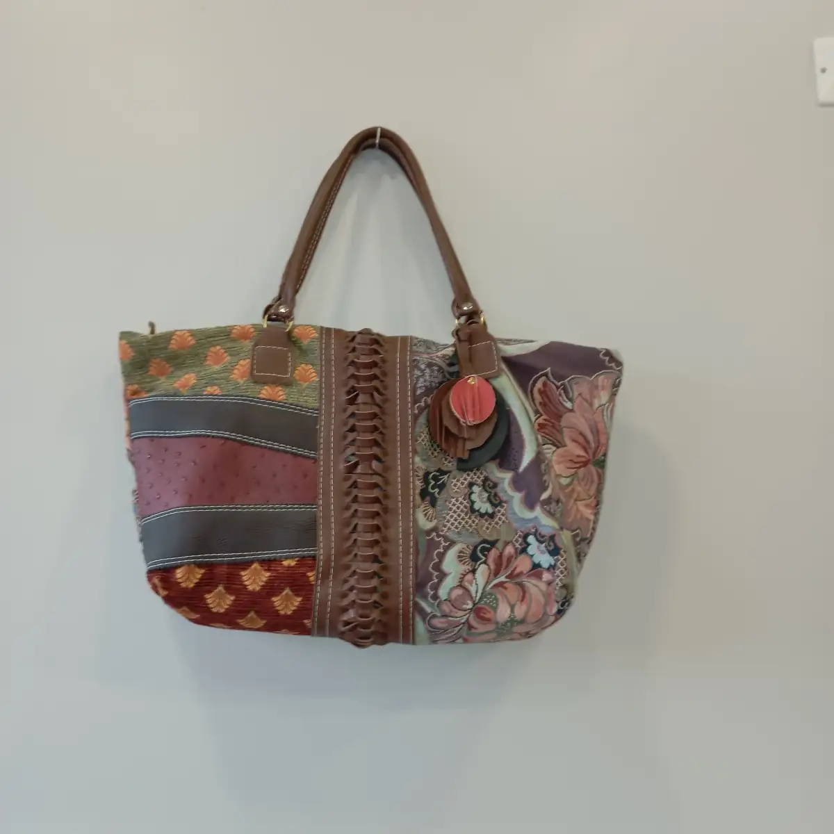 sac a main en tissus upcyclé