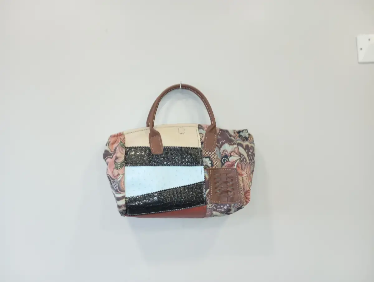 sac en tissus upcyclés simili cuir