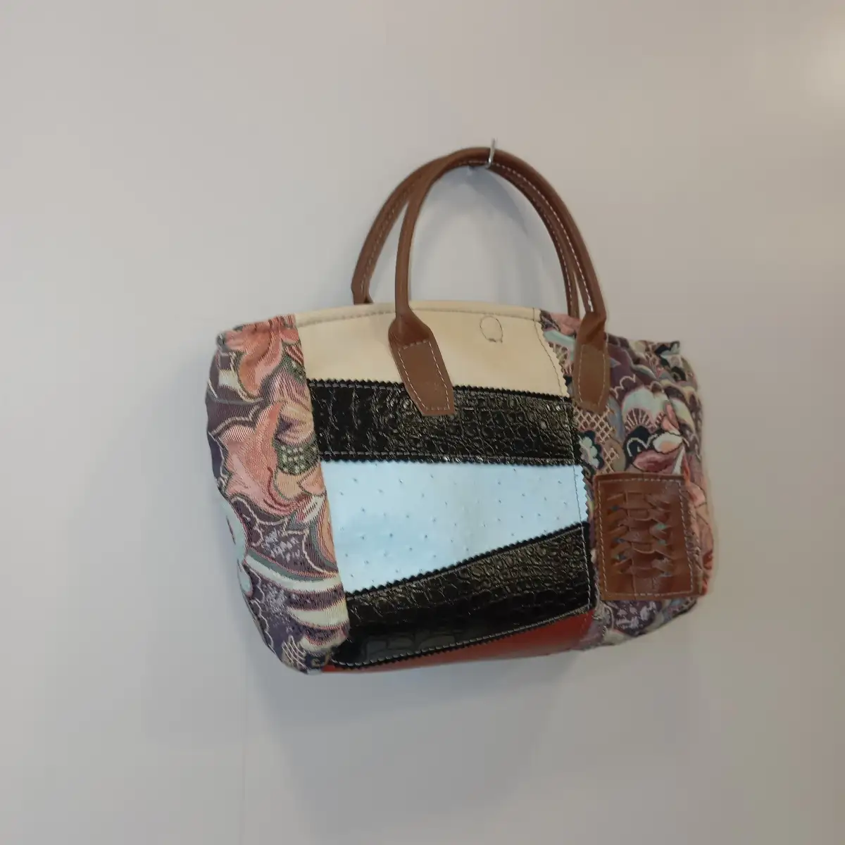 sac en tissus upcyclés simili cuir