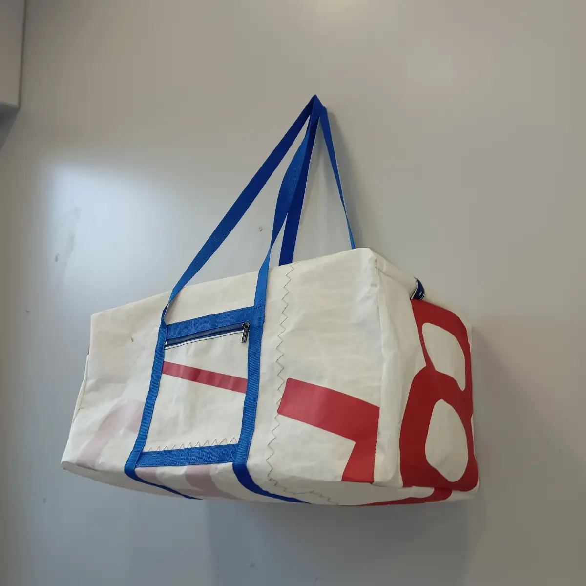 sac sport voyage carré blanc rouge