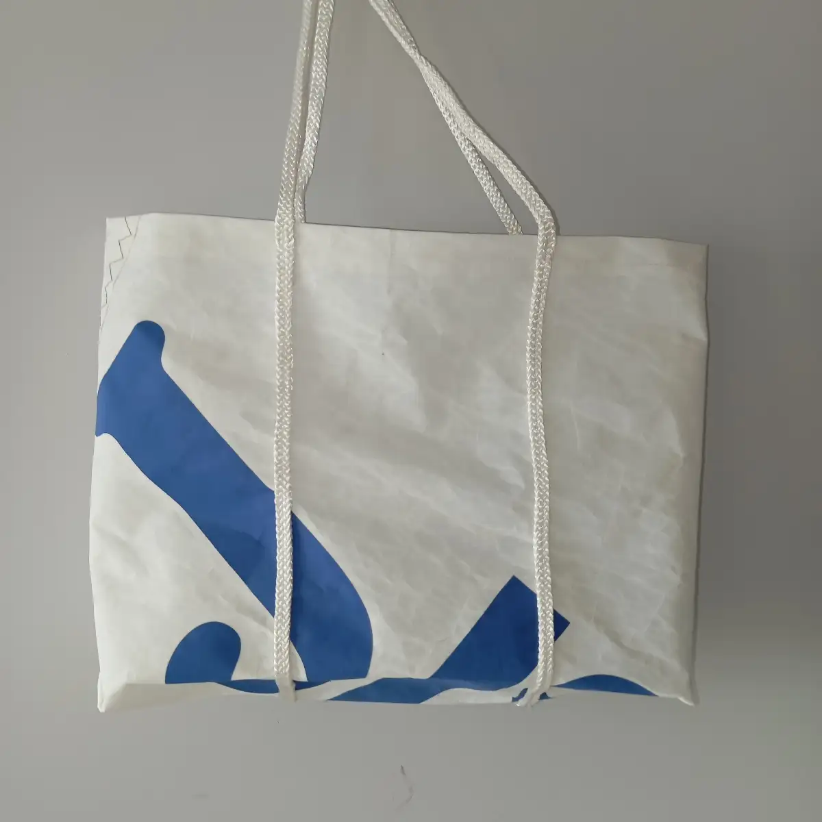 cabas plage , courses, balades en voile recyclée