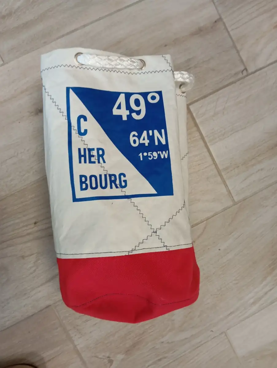 sac baluchon en voile recyclée de cherbourg